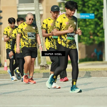Runner Photo 6155128