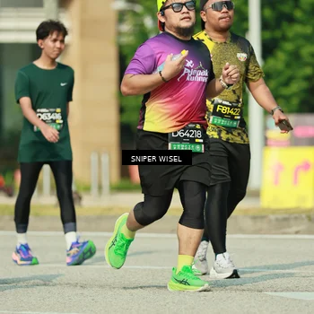 Runner Photo 6155191