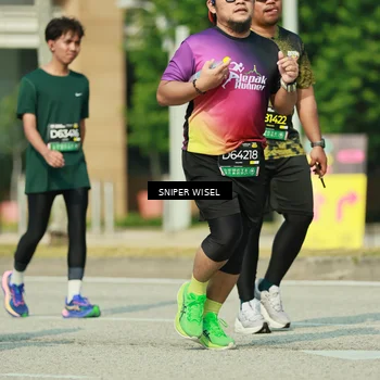 Runner Photo 6155210