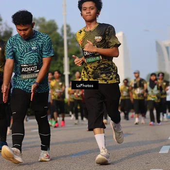 Runner Photo 6155358