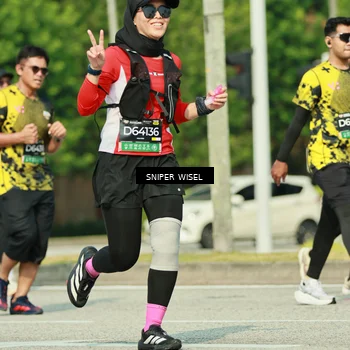 Runner Photo 6155391