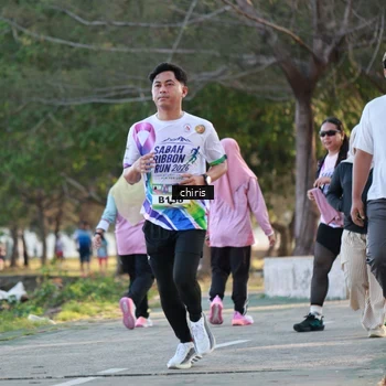 Runner Photo 6155491
