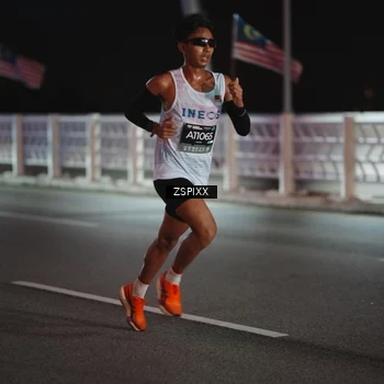 Runner Photo 6155508