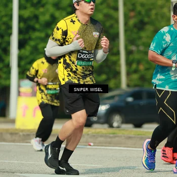 Runner Photo 6155511