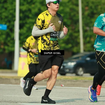 Runner Photo 6155605