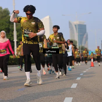 Runner Photo 6155667