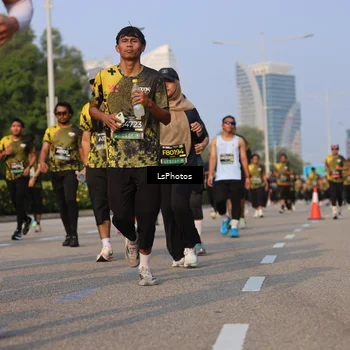 Runner Photo 6155824