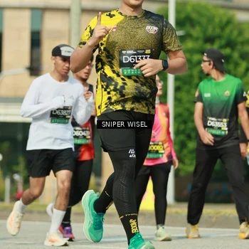 Runner Photo 6155836