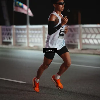 Runner Photo 6155918