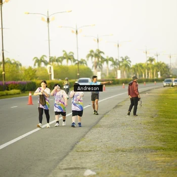 Runner Photo 6155959