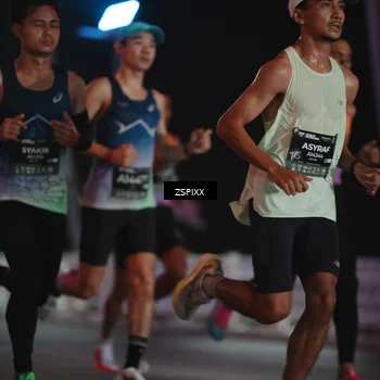 Runner Photo 6156046