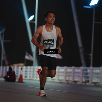 Runner Photo 6156123