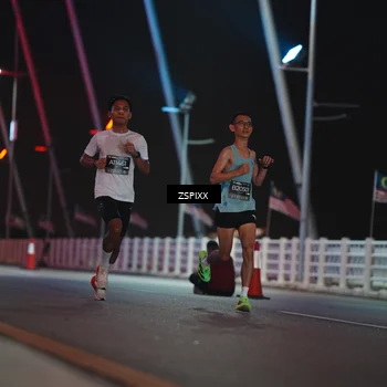 Runner Photo 6156153