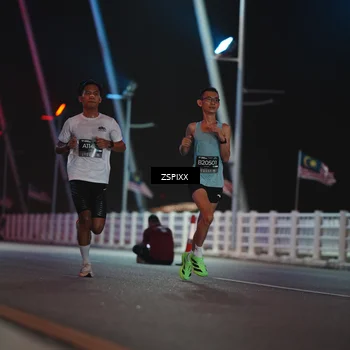 Runner Photo 6156171