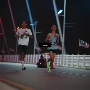 Runner Photo 6156191
