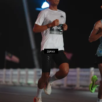 Runner Photo 6156243