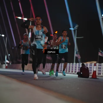 Runner Photo 6156358