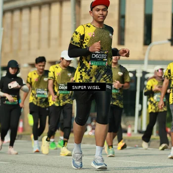Runner Photo 6156360