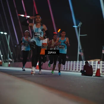 Runner Photo 6156370
