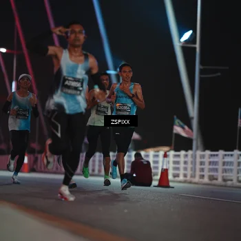 Runner Photo 6156386