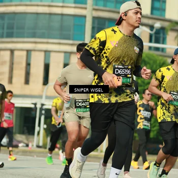 Runner Photo 6156498