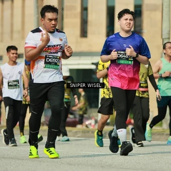 Runner Photo 6156519