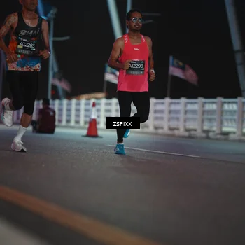 Runner Photo 6156551