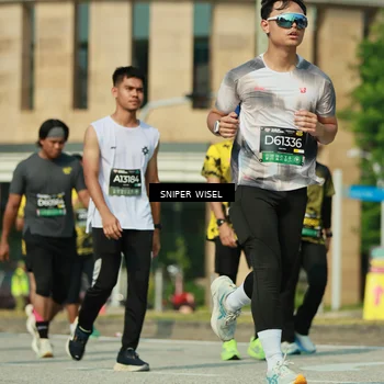 Runner Photo 6156566
