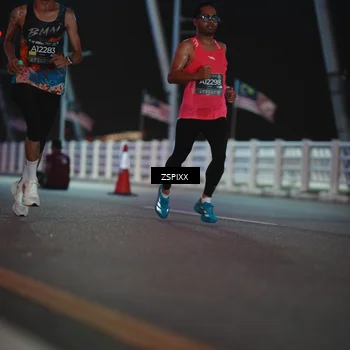 Runner Photo 6156573