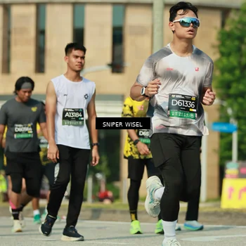 Runner Photo 6156592