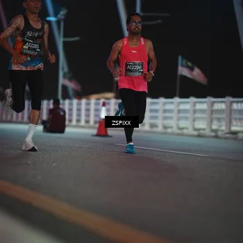 Runner Photo 6156597