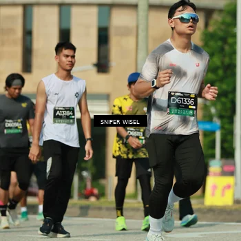 Runner Photo 6156604