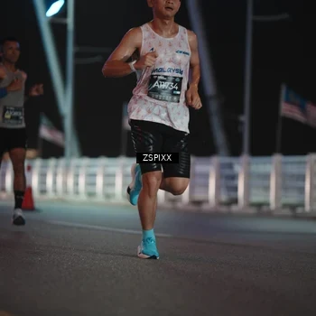 Runner Photo 6156625