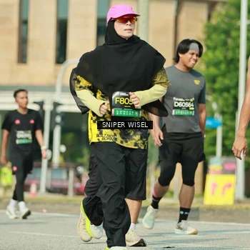 Runner Photo 6156644