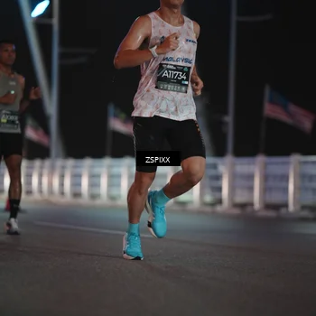 Runner Photo 6156678