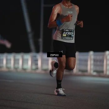 Runner Photo 6156700