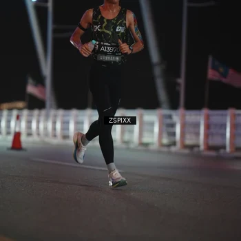 Runner Photo 6156730
