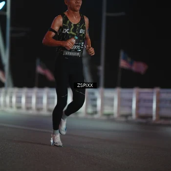 Runner Photo 6156741