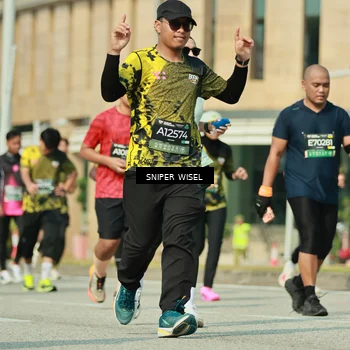 Runner Photo 6156746