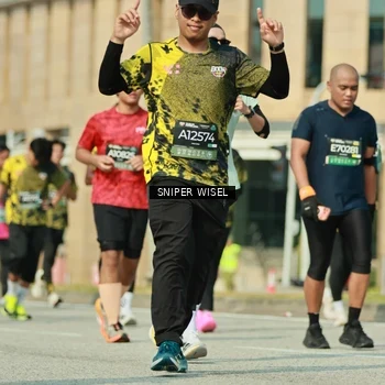 Runner Photo 6156761