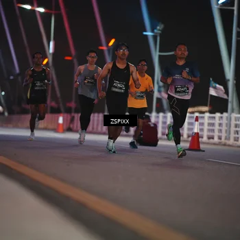 Runner Photo 6156797