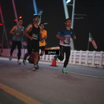Runner Photo 6156812