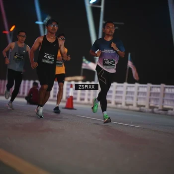 Runner Photo 6156829