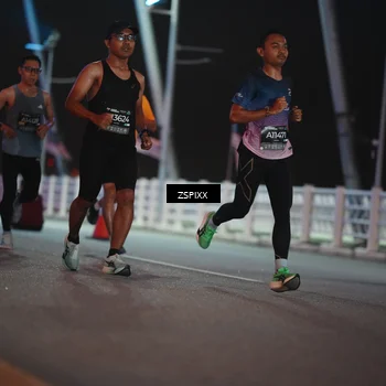 Runner Photo 6156852
