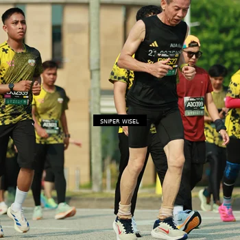 Runner Photo 6156857