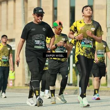 Runner Photo 6156911