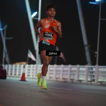 Runner Photo 6156916