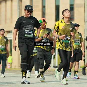 Runner Photo 6156929