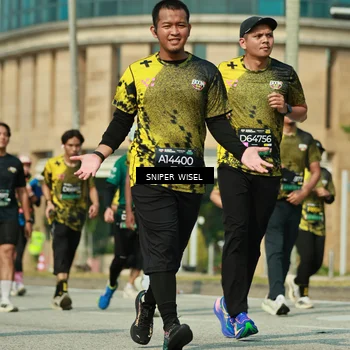 Runner Photo 6157017