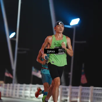 Runner Photo 6157030